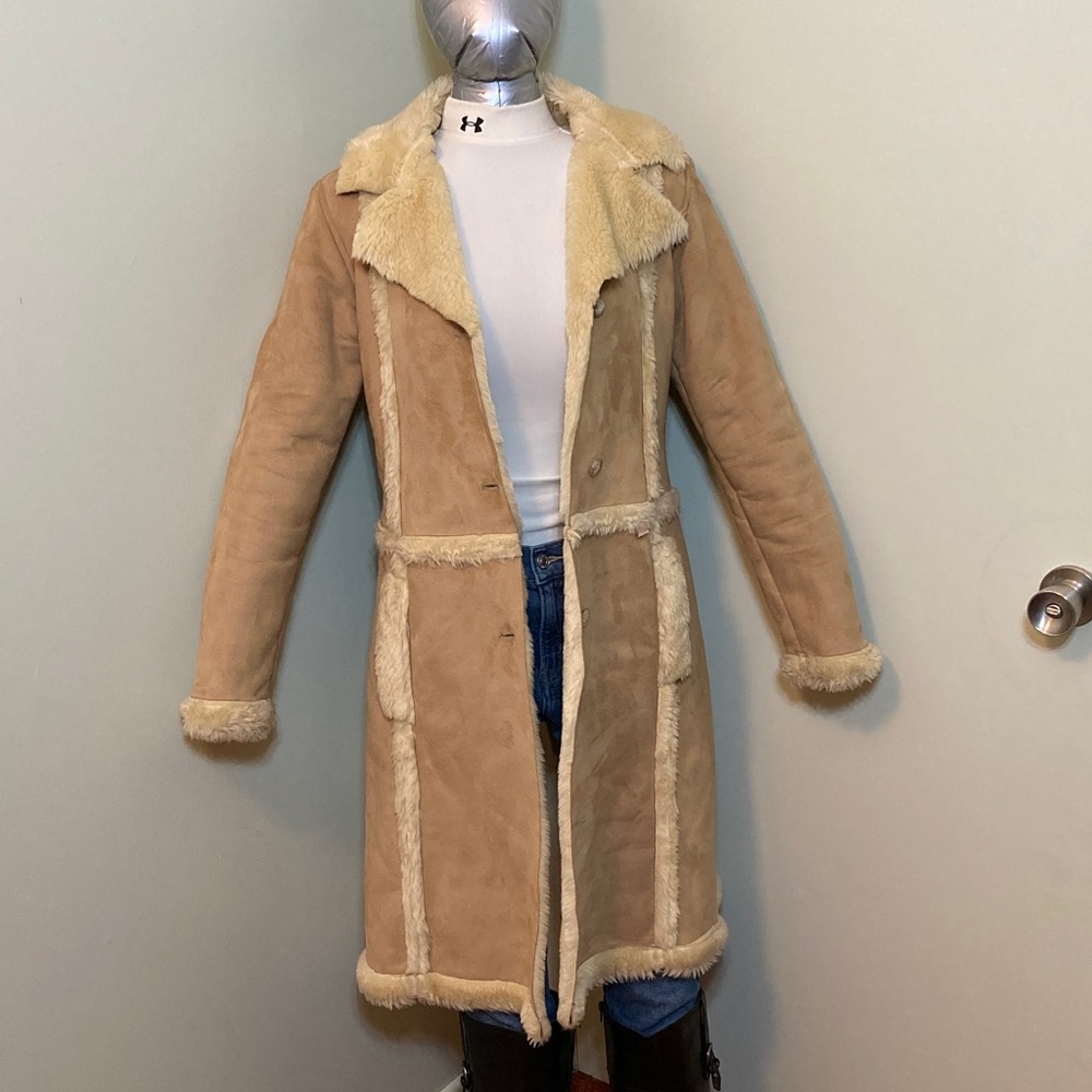 Elegant Tan Long Coat with Cream Faux Fur Accents